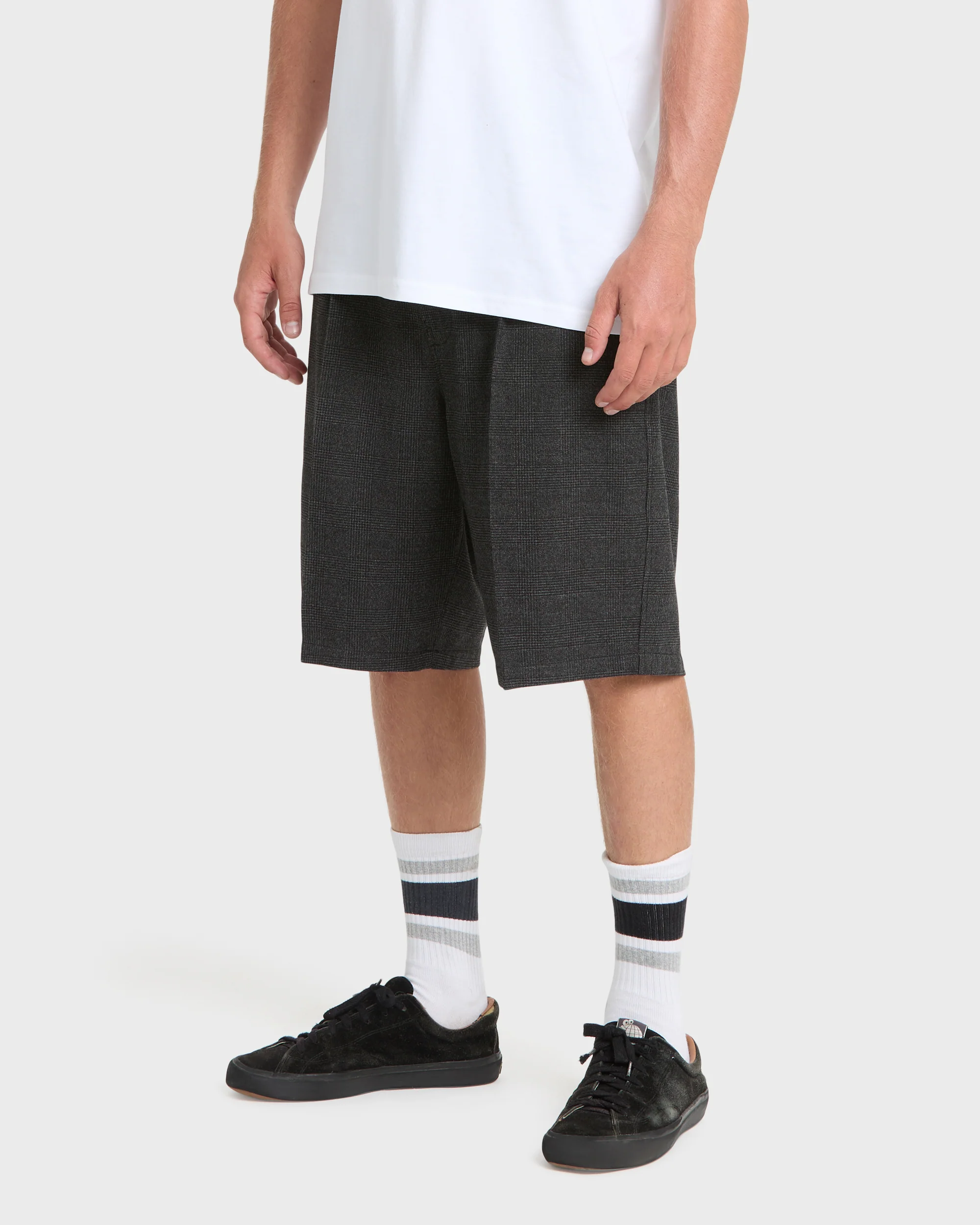 Gilroy WS 20 Woven Shorts - Iron Gate 3 Gilroy WS 20 Woven Shorts - Iron Gate