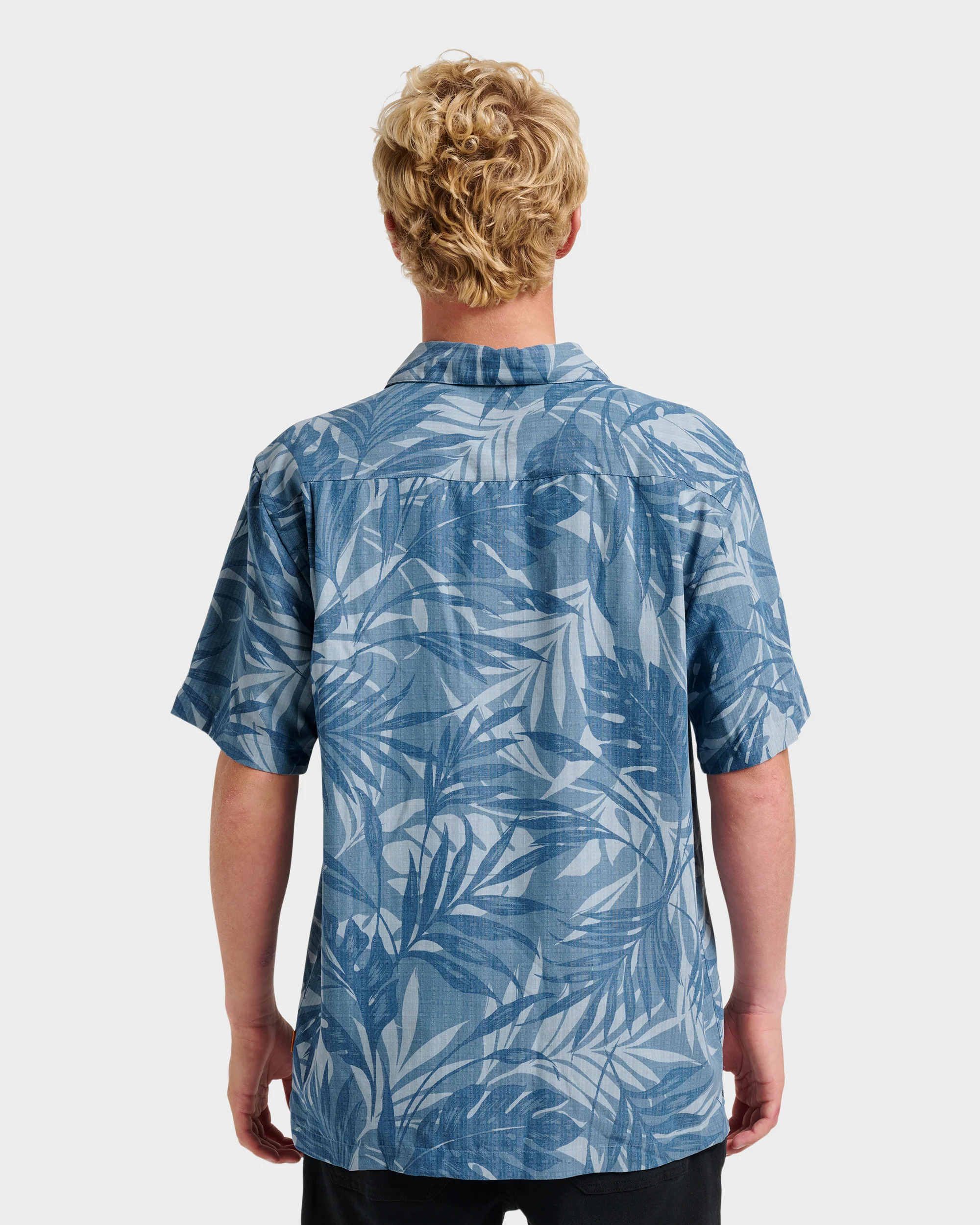 Waterman Botanical Short Sleeve Shirt - Midnight Navy 2 Waterman Botanical Short Sleeve Shirt - Midnight Navy