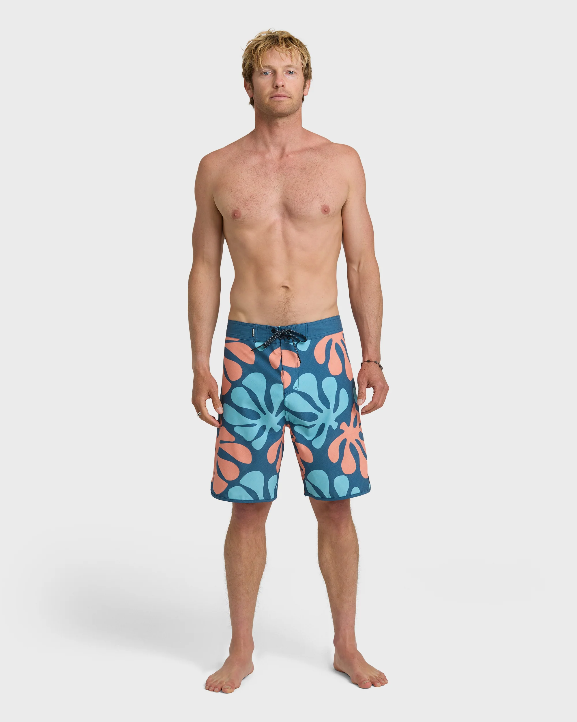 SurfSilk Sol Tiles Scallop 19" Boardshorts - Dark Denim 3 SurfSilk Sol Tiles Scallop 19" Boardshorts - Dark Denim