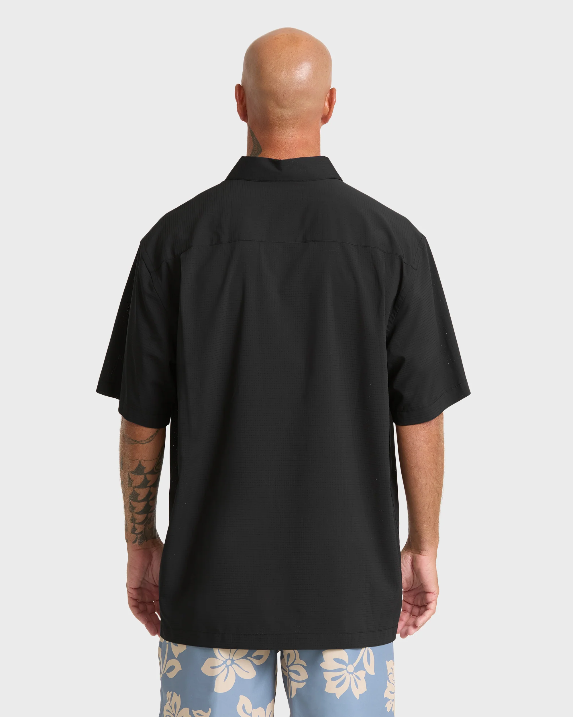 Chaser SS Short Sleeve Shirt - Phantom 2 Chaser SS Short Sleeve Shirt - Phantom