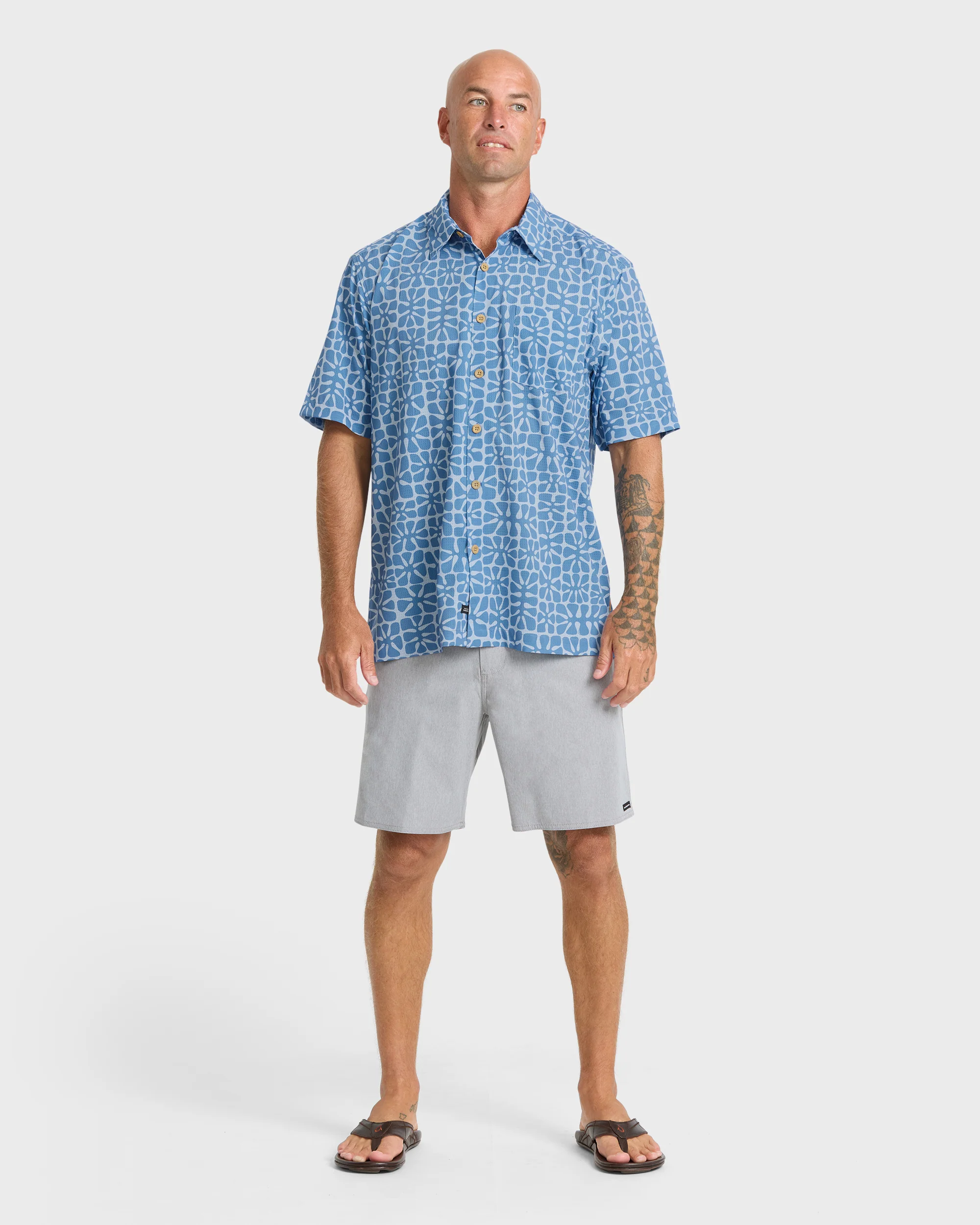 Waterman Coral Sea Performance Short Sleeve Shirt - Skyway 3 Waterman Coral Sea Performance Short Sleeve Shirt - Skyway