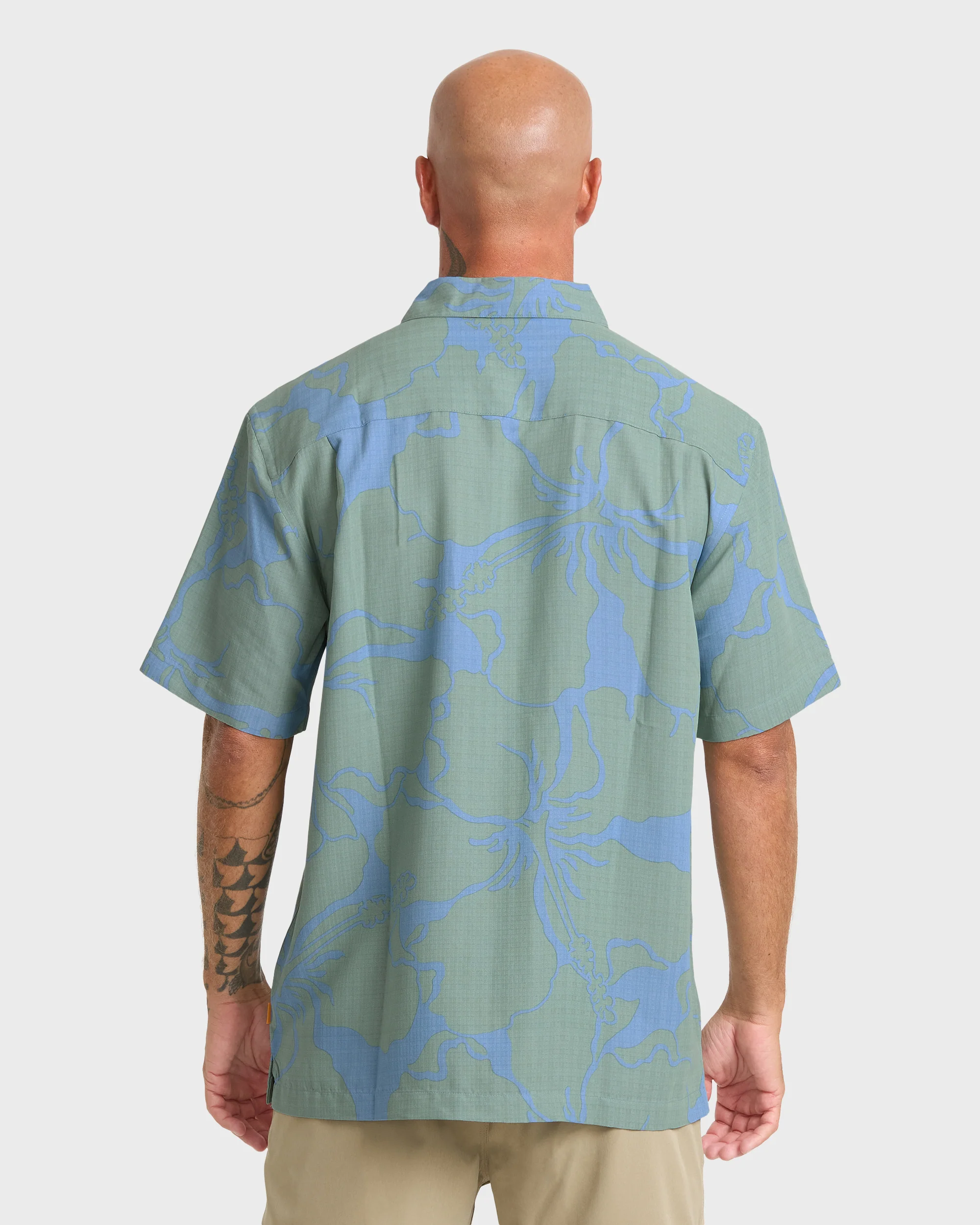 Waterman Bay Breeze Short Sleeve Shirt - Lily Pad 2 Waterman Bay Breeze Short Sleeve Shirt - Lily Pad
