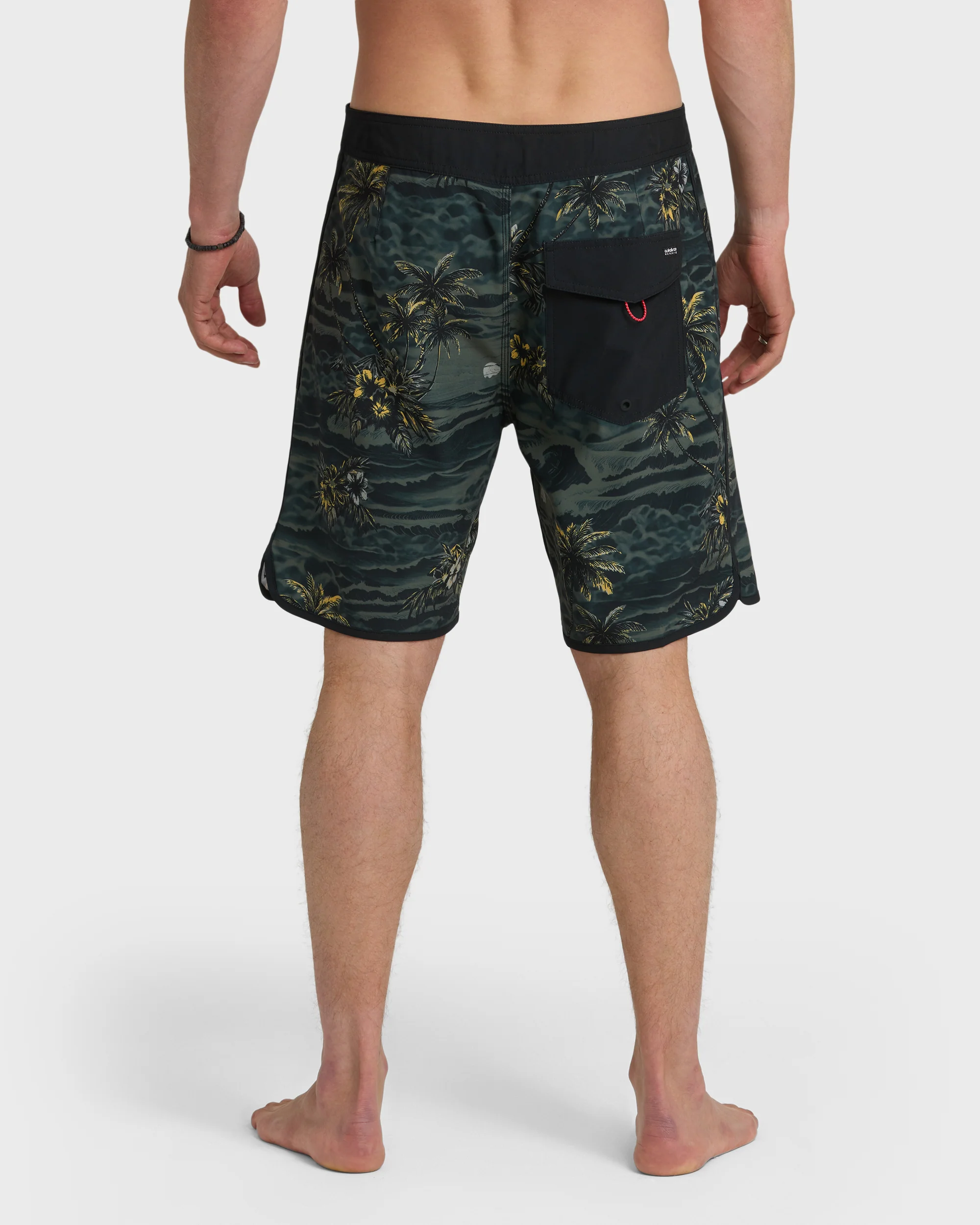 Hi Sundown Scallop 19" Boardshorts - Black 2 Hi Sundown Scallop 19" Boardshorts - Black