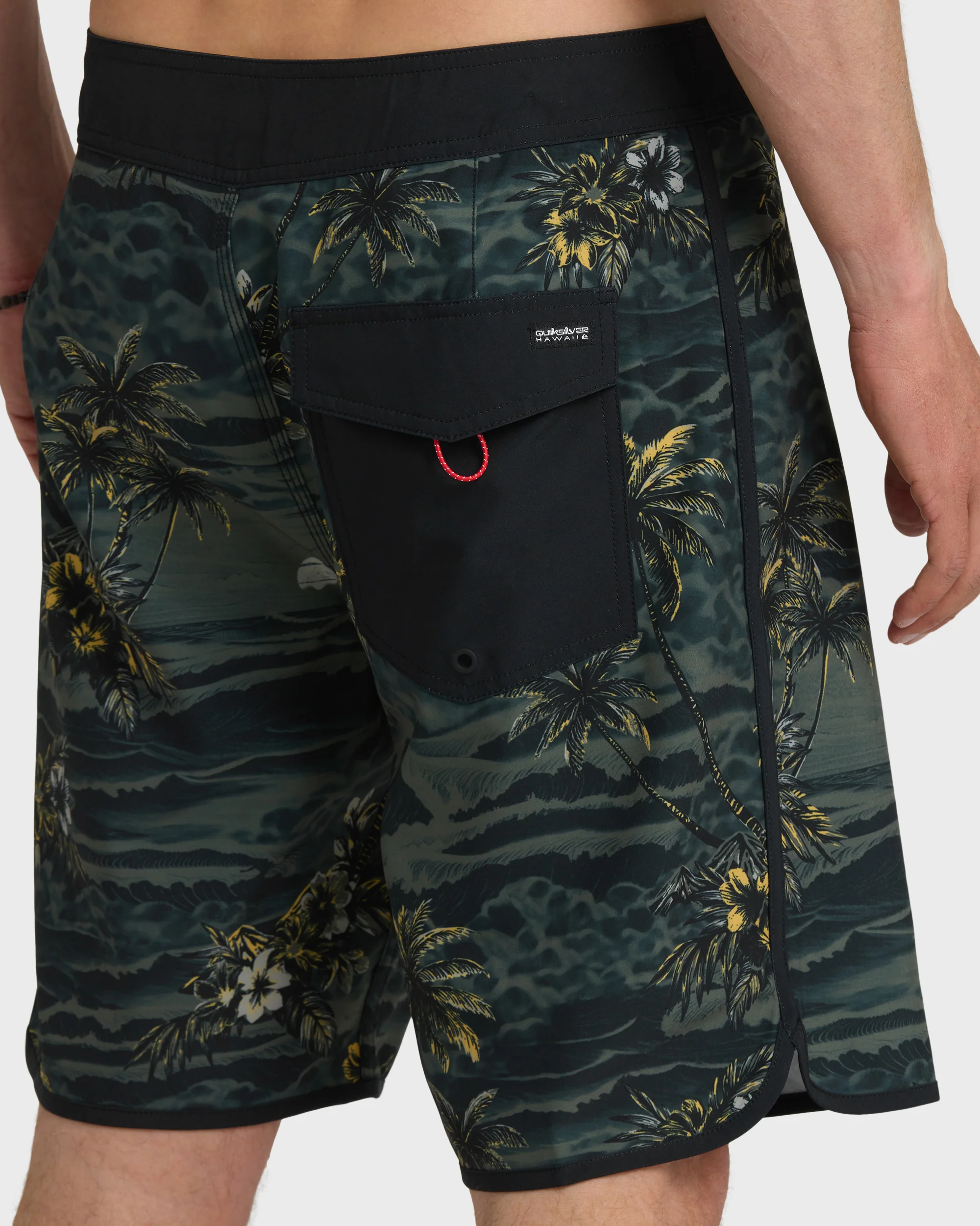 Hi Sundown Scallop 19" Boardshorts - Black 5 Hi Sundown Scallop 19" Boardshorts - Black