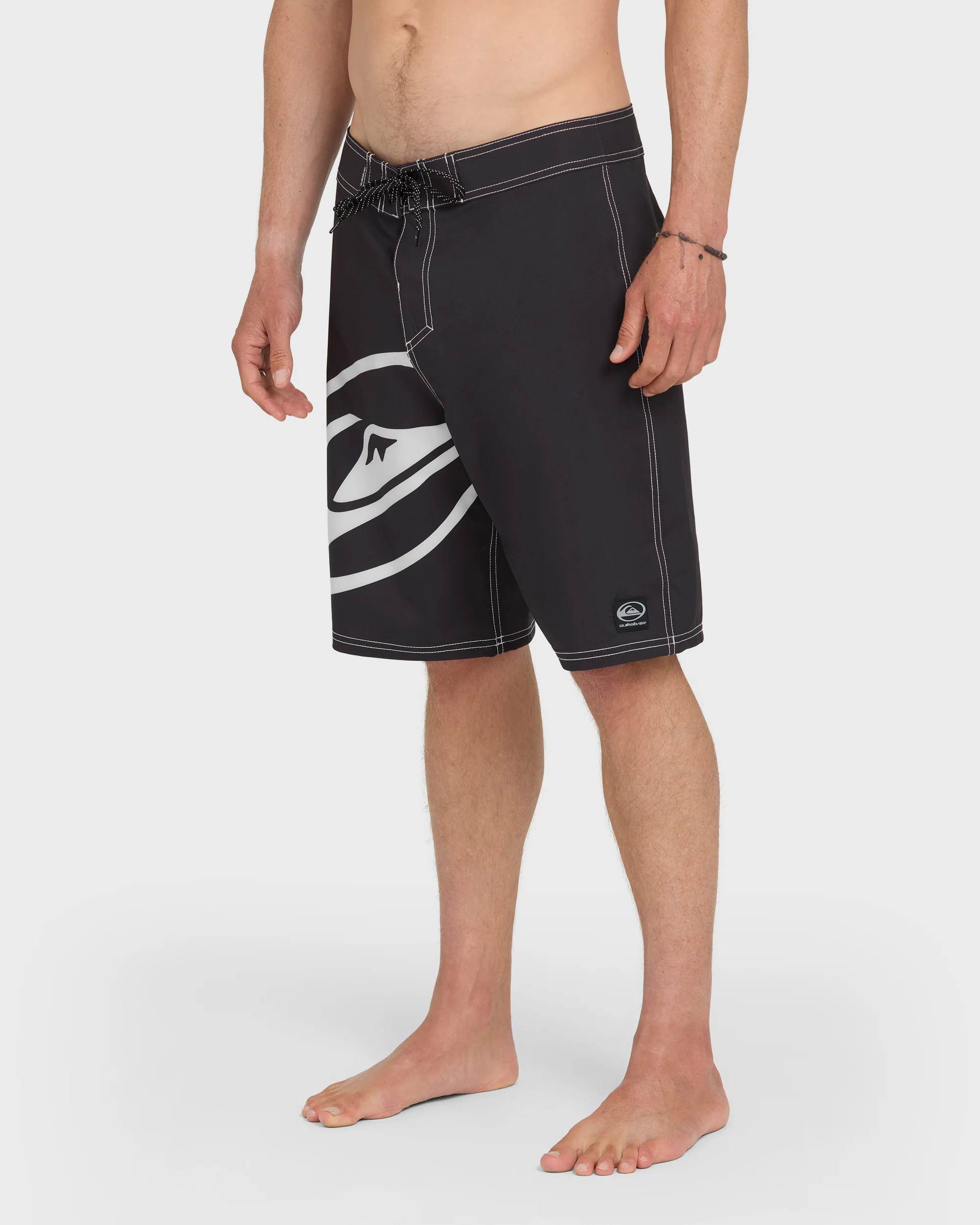 Young Guns Saturn Boss 21" Boardshorts - Black 2 Young Guns Saturn Boss 21" Boardshorts - Black
