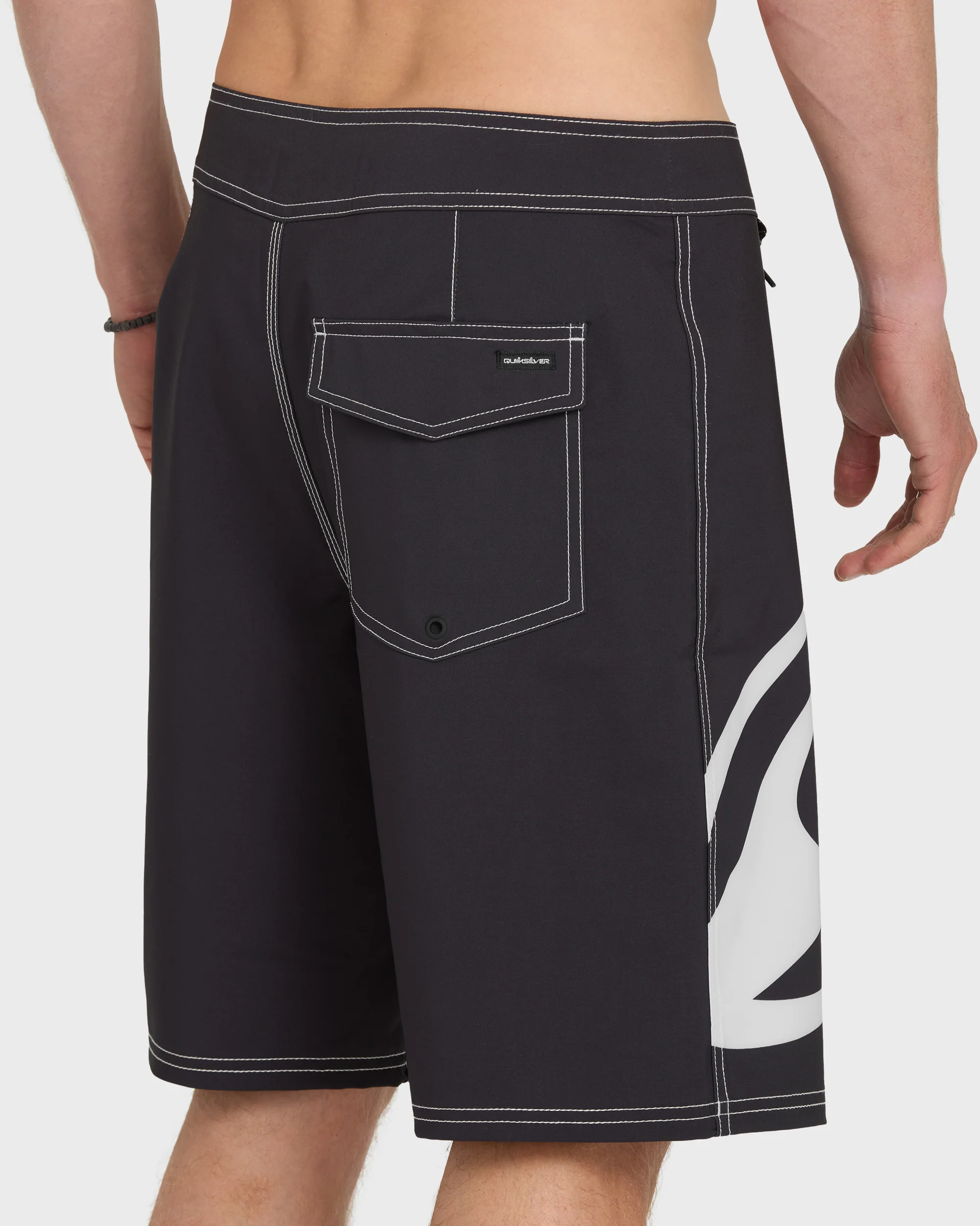 Young Guns Saturn Boss 21" Boardshorts - Black 5 Young Guns Saturn Boss 21" Boardshorts - Black