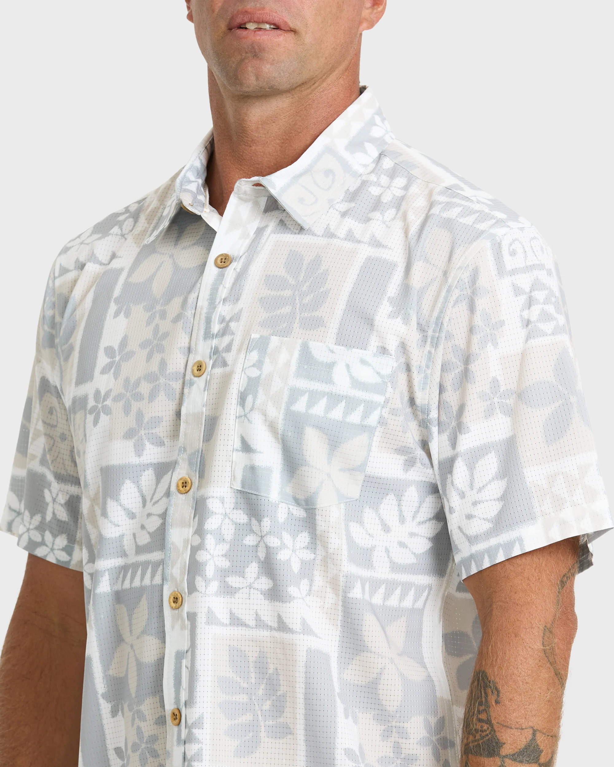 Waterman Sandy Cove Short Sleeve Woven Shirt - White 4 Waterman Sandy Cove Short Sleeve Woven Shirt - White