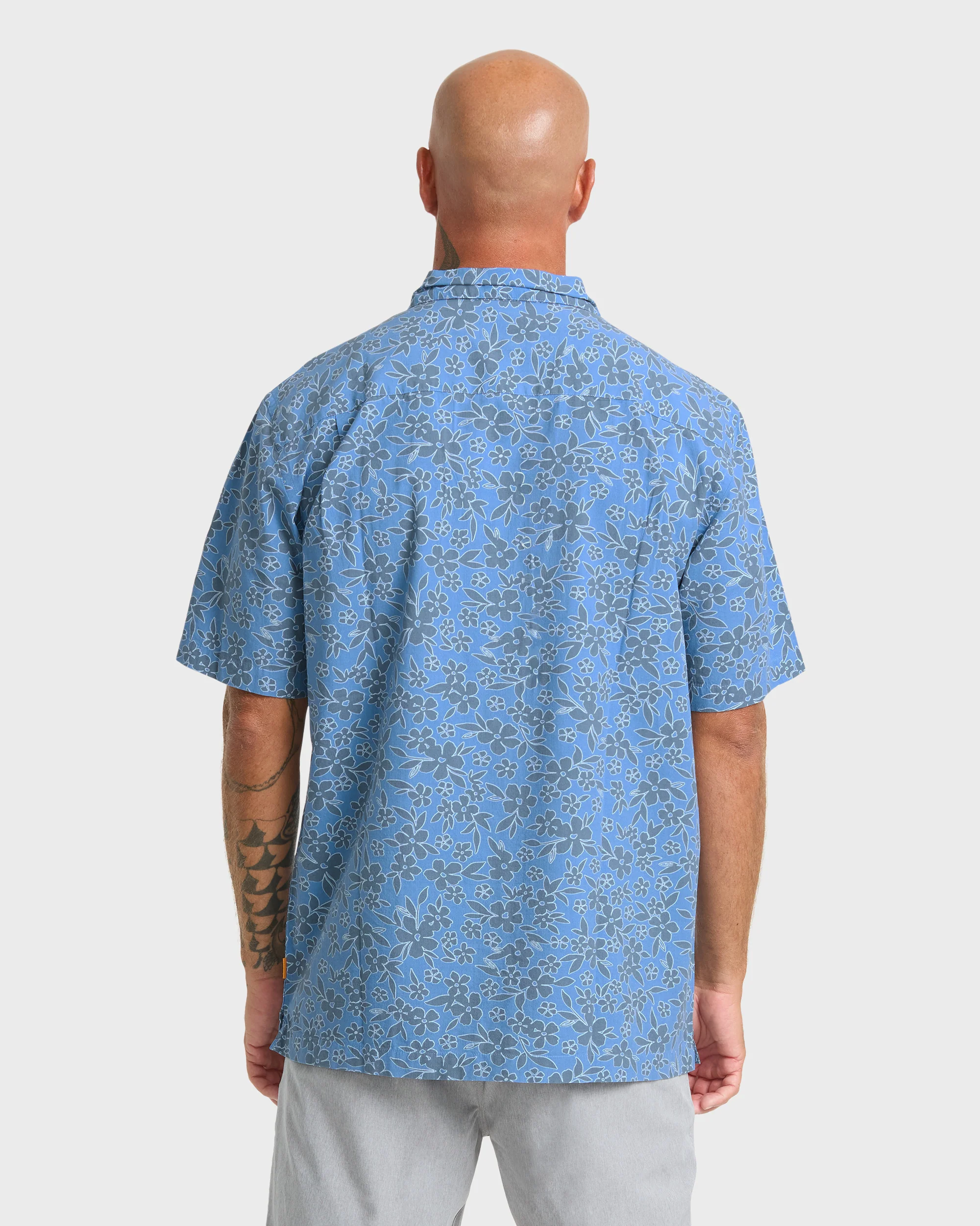 Waterman Flower Field Short Sleeve Shirt - Blue Shadow 2 Waterman Flower Field Short Sleeve Shirt - Blue Shadow