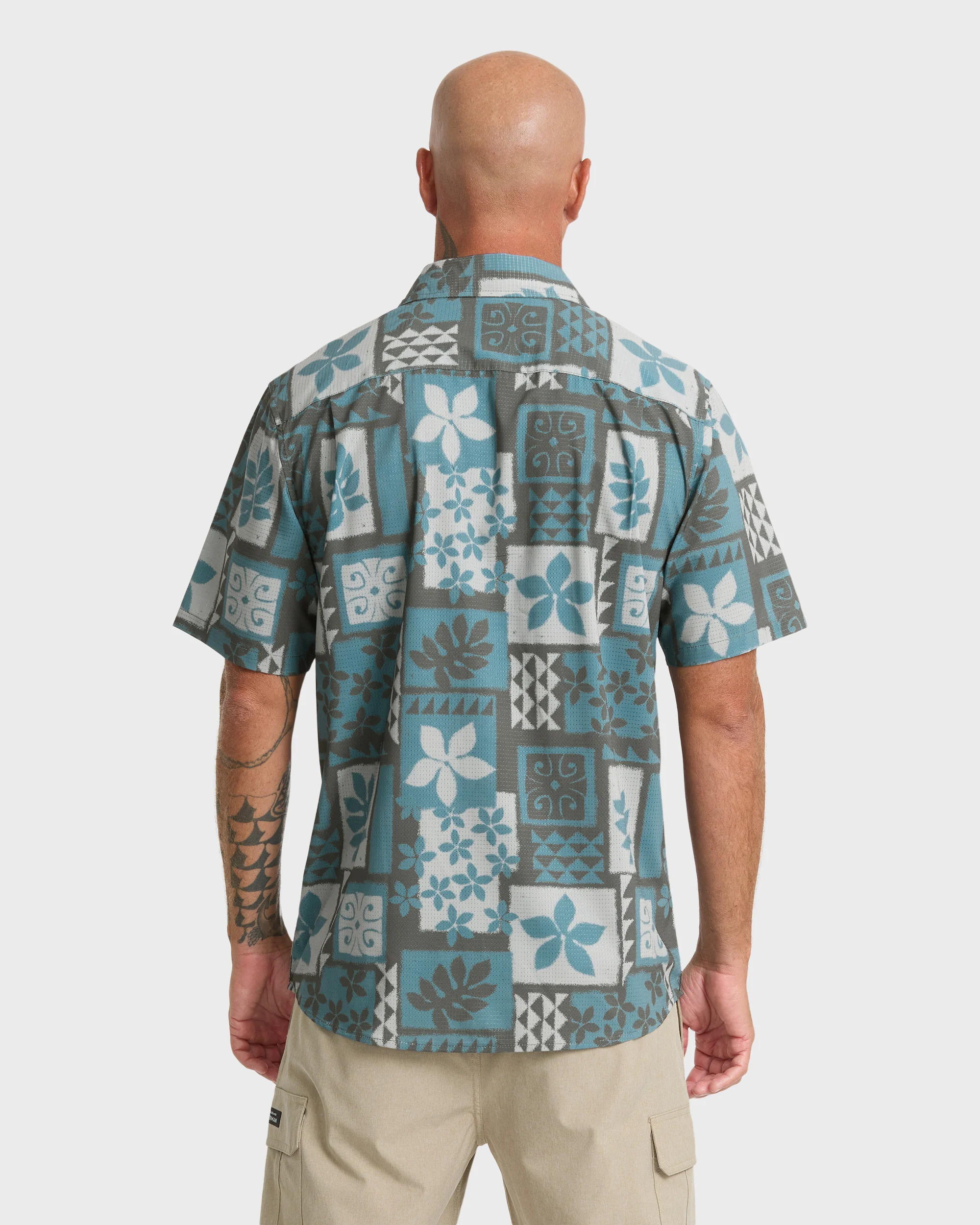 Waterman Sandy Cove Short Sleeve Woven Shirt - Tapestry 2 Waterman Sandy Cove Short Sleeve Woven Shirt - Tapestry