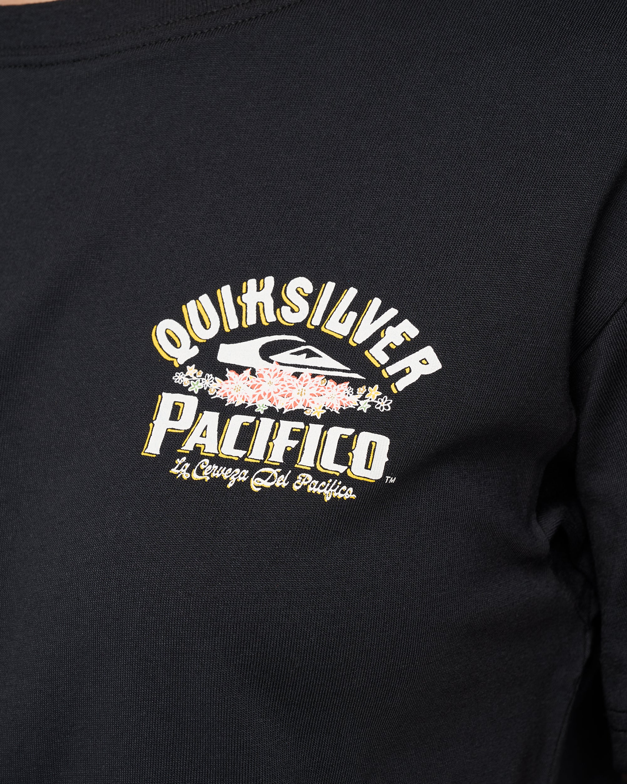 Quiksilver X Pacifico Sign Lock Cropped Boyfriend T-Shirt 5 Quiksilver X Pacifico Sign Lock Cropped Boyfriend T-Shirt