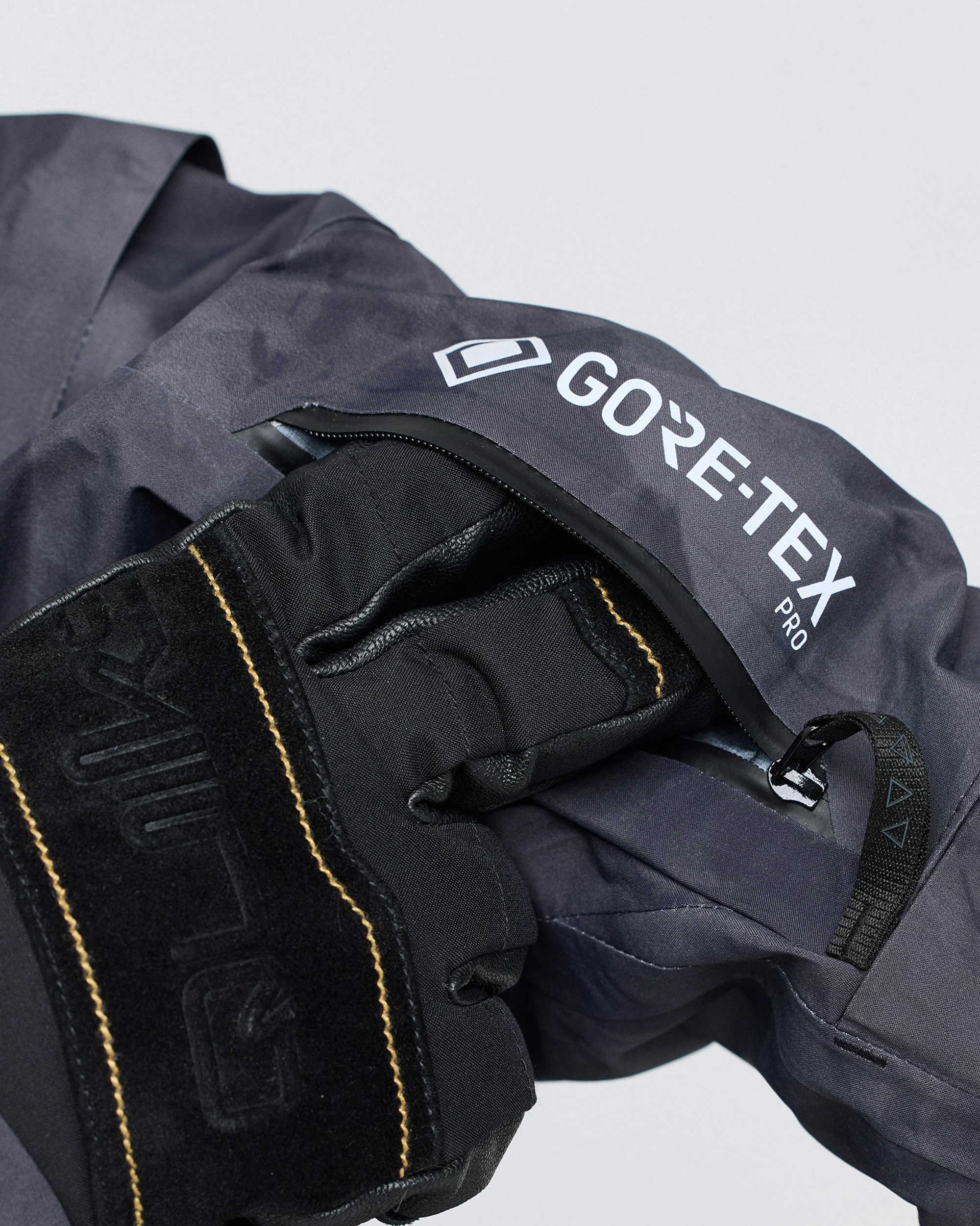 Travis Rice 3L Gore-Tex Pro Snow Jacket - Black Piper 4 Travis Rice 3L Gore-Tex Pro Snow Jacket - Black Piper