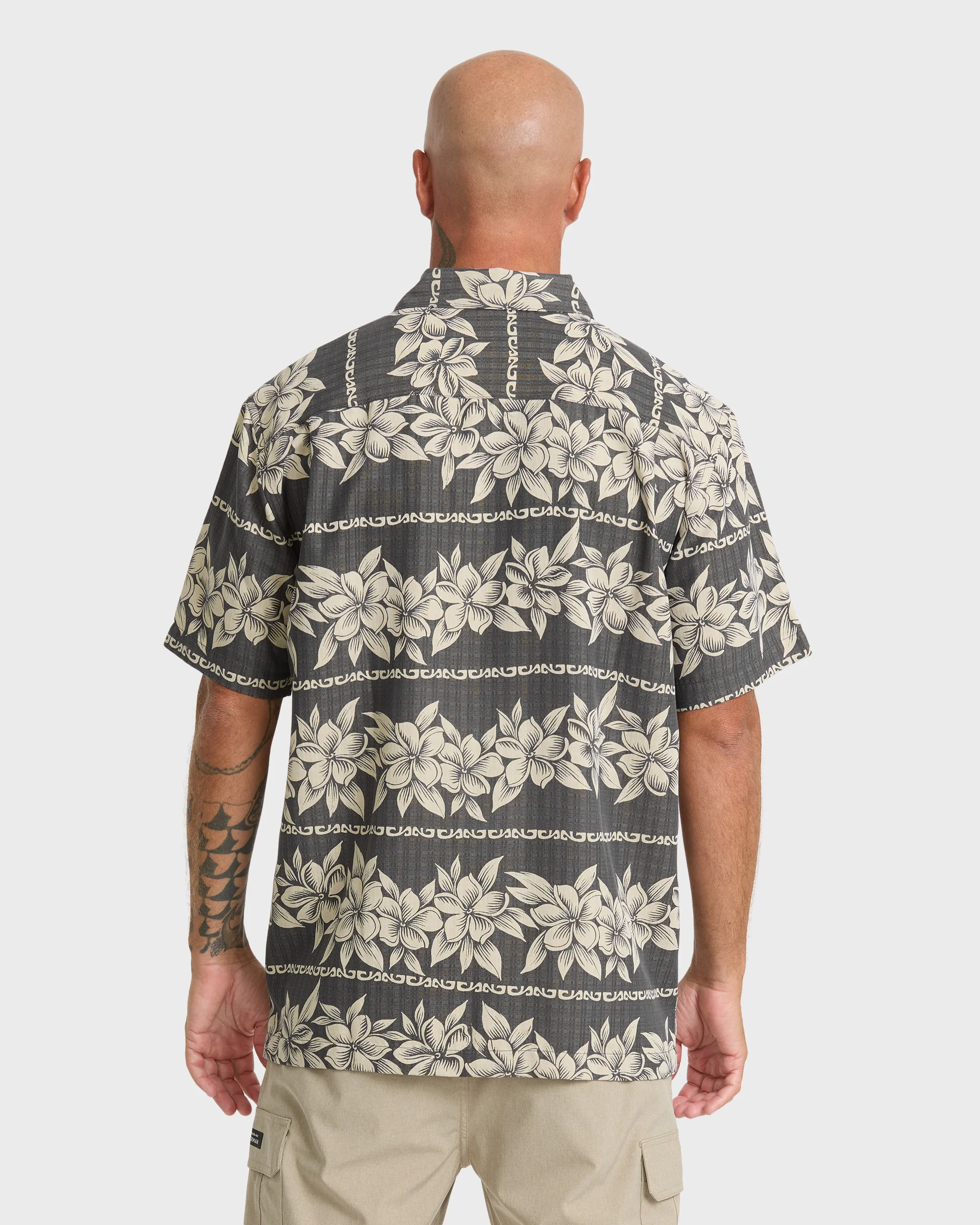 Waterman Horizons Short Sleeve Woven Shirt - Phantom 2 Waterman Horizons Short Sleeve Woven Shirt - Phantom