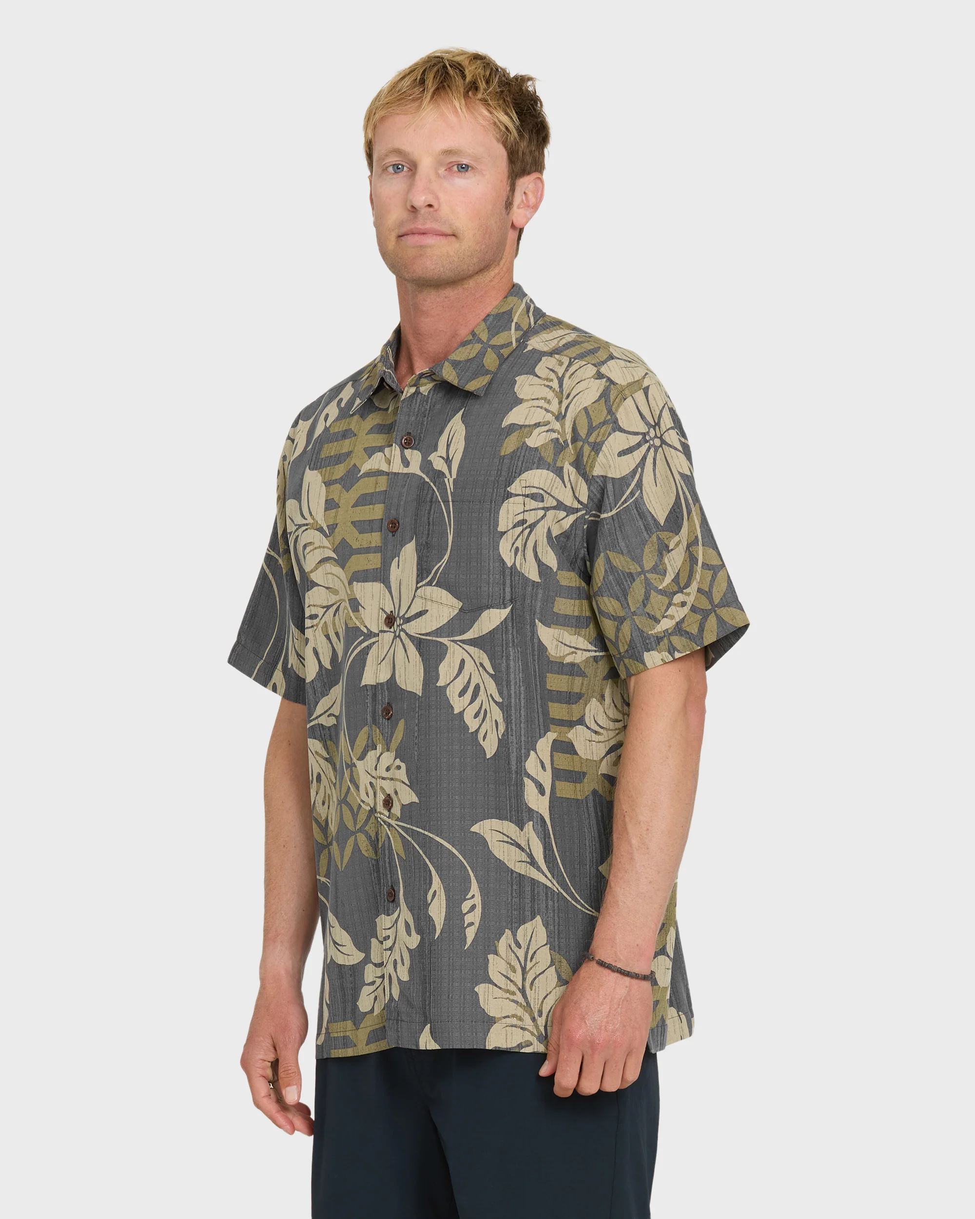 Waterman Tropic Bloom Short Sleeve Woven Shirt - Phantom 4 Waterman Tropic Bloom Short Sleeve Woven Shirt - Phantom