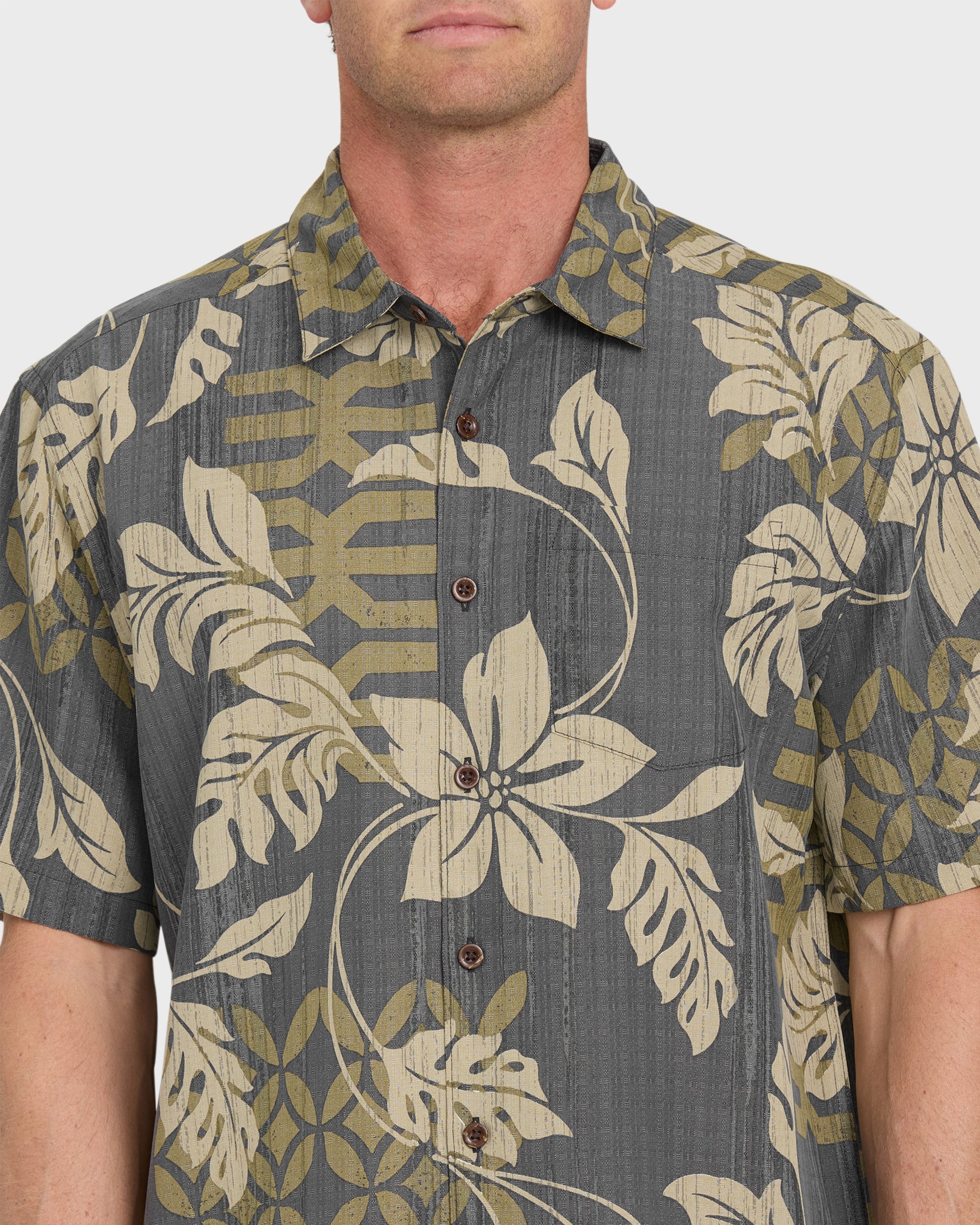 Waterman Tropic Bloom Short Sleeve Woven Shirt - Phantom 6 Waterman Tropic Bloom Short Sleeve Woven Shirt - Phantom